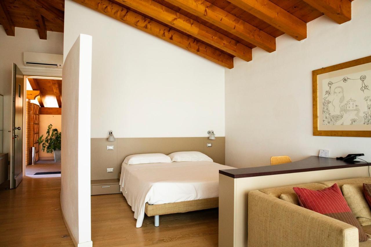 Residence Regina Dei Prati Мазон-Виченто Экстерьер фото